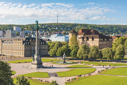 Schloßplatz in Stuttgart: Die baden-württembergische Landeshauptstadt will bis 2035 klimaneutral werden.