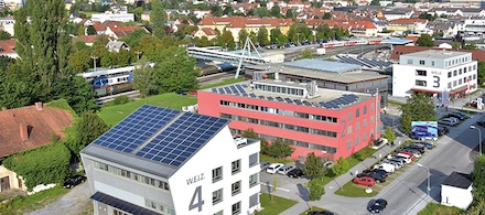 Mit einem Visualisierungssystem kann das Innovationszentrum W.E.I.Z. seine Energiebilanz besser im Blick behalten und steuern.