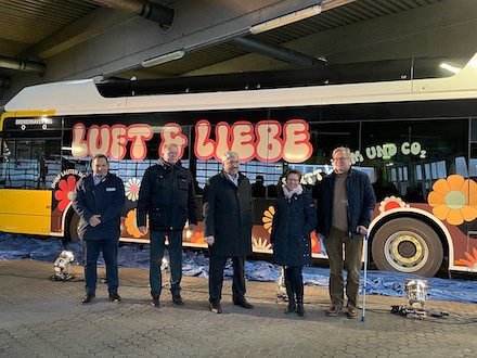 Vorstellung der ersten drei Wasserstoffbusse für Bremerhaven.