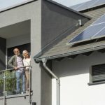 Seit 1. Januar 2023 greift die Solar-Pflicht im Südwesten auch für bestehende Gebäude – wenn das Dach grundlegend saniert wird.