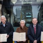 Überreichung der Förderbescheide für das Berliner Forschungsprojekt E-Bus 2030+.