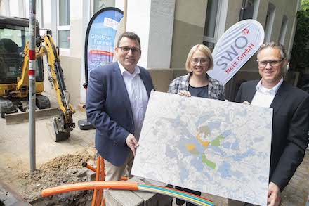 Der Glasfaserausbau in Osnabrück läuft nach Plan.