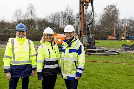 In Bochum wurde mit den Bohrungen für die Errichtung der geothermischen Anlagen  am Lohrheidestadion begonnen.