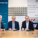 Vertragsunterzeichnung zwischen TransnetBW und Hitachi Energy.