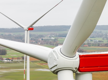 Die Windpark Tiefenriede von enercity verfügt über ein innovatives Vogelschutzsystem.