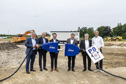 Der geplante Ladepark von Aral pulse in Mönchengladbach kann jetzt an das Stromnetz angeschlossen werden.