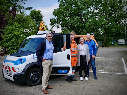 Die Stadtreinigung der Stadt Ahaus verfügt jetzt über ein neues elektrisches Müllfahrzeug.