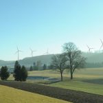 Fotomontage des geplanten Windparks Gomadingen.