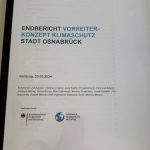 Bis 2040 soll die Kommunalverwaltung klimaneutral sein. Das steht unter anderem im Vorreiterkonzept Klimaschutz. Ein Werk mit mehr als 300 Seiten – hinzu kommt ein umfangreicher Anhang.